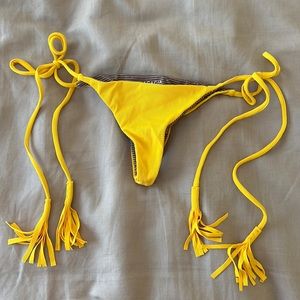 Acacia Swimwear Polihale Bottoms bikini in Lemon Ribbed Size S